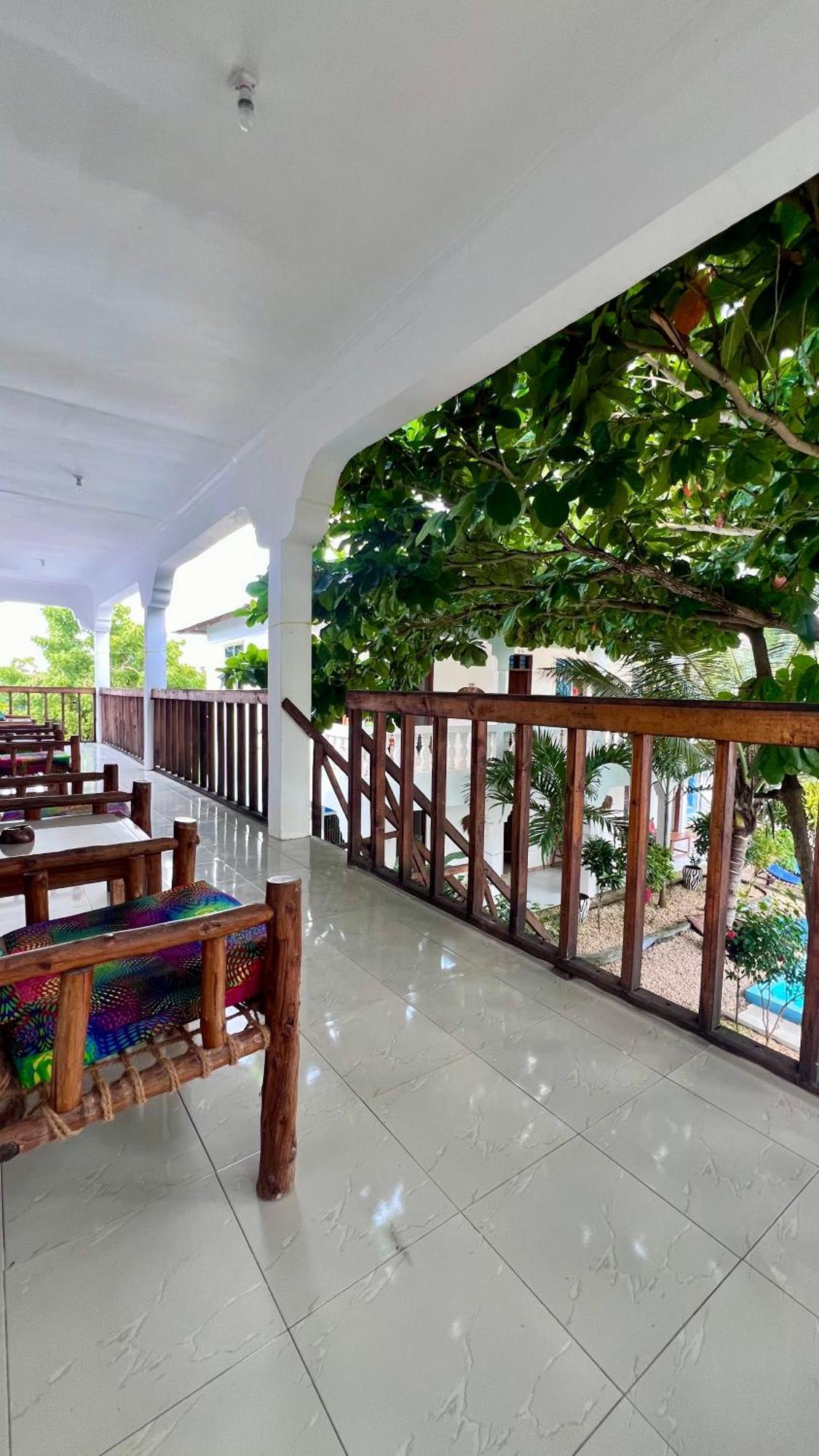 Kilimanjaro Bed & Breakfast Nungwi Luaran gambar